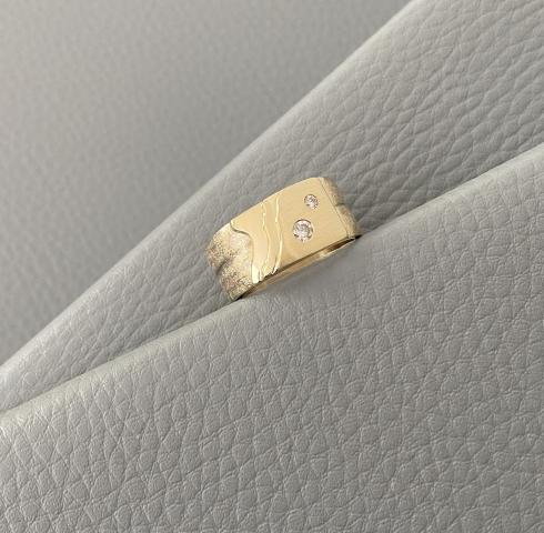 Ringumarbeitung aus Trauringen