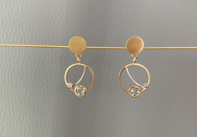 Ohrschmuck mit eingearbeitem Steg aus Erinnerungsschmuck Ohrschmuck
